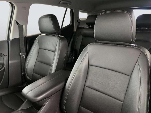 Photo of 2024 White GMC Terrain