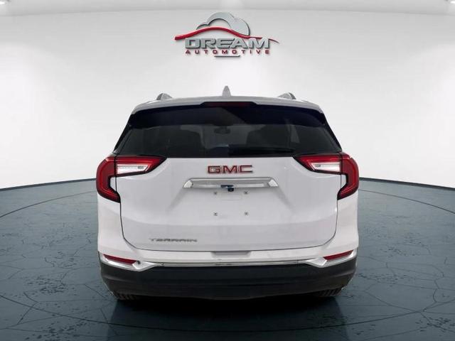 Photo of 2024 White GMC Terrain