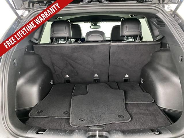 Photo of 2024 Diamond Black Jeep Compass