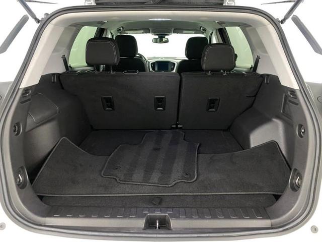 Photo of 2024 White GMC Terrain
