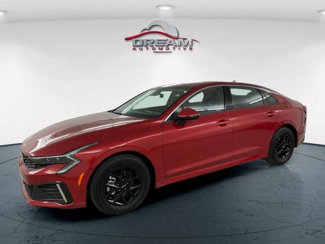 Photo of 2025 Runway Red Kia K5