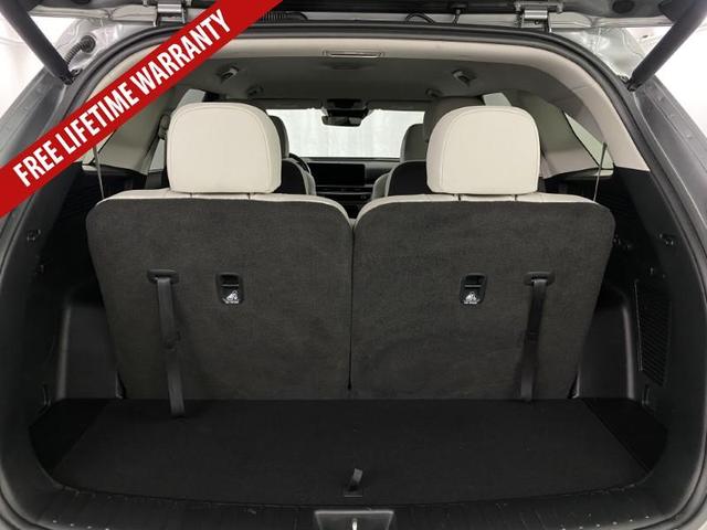 Photo of 2025 Steel Gray Kia Sorento Hybrid