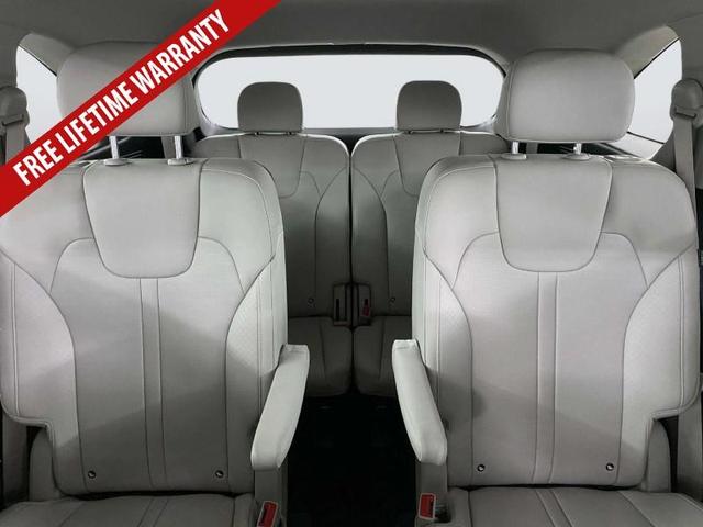 Photo of 2025 Steel Gray Kia Sorento Hybrid