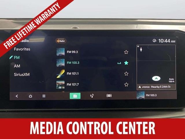 Photo of 2025 Steel Gray Kia Sorento Hybrid