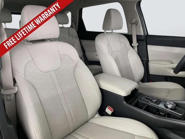 Photo of 2025 Steel Gray Kia Sorento Hybrid