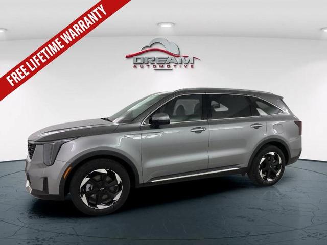 Photo of 2025 Steel Gray Kia Sorento Hybrid