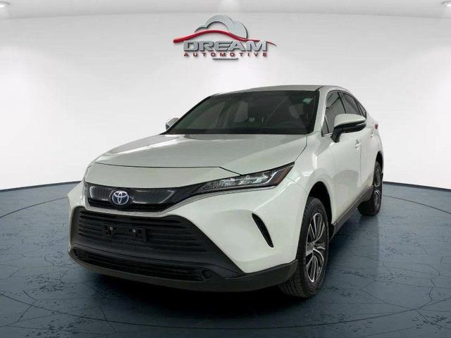Photo of 2022 Blizzard Pearl Toyota Venza