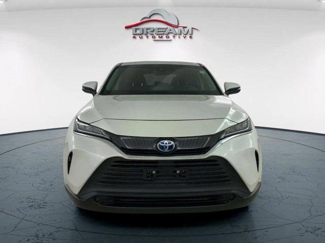 Photo of 2022 Blizzard Pearl Toyota Venza