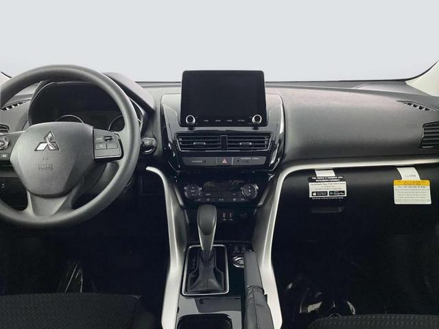 Photo of 2024 White Diamond Mitsubishi Eclipse Cross