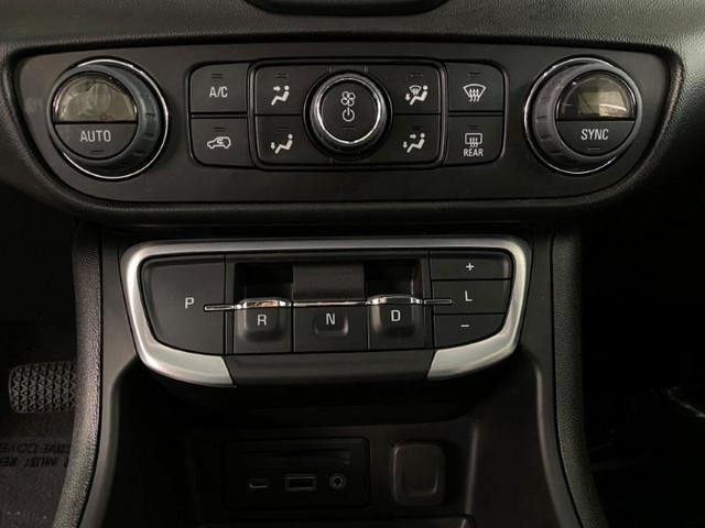 Photo of 2024 White GMC Terrain