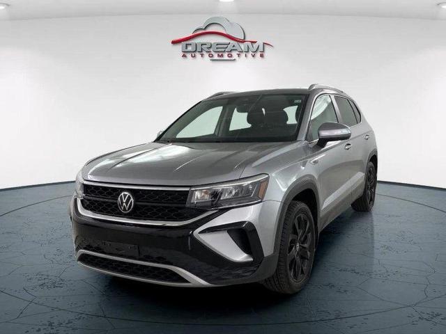 Photo of 2023 Pyrite Silver Metallic Volkswagen Taos