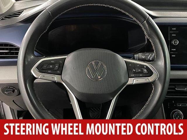 Photo of 2023 Pyrite Silver Metallic Volkswagen Taos