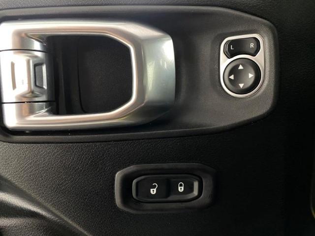 Photo of 2018 Gray Jeep Wrangler Unlimited