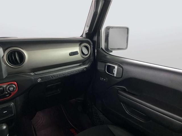 Photo of 2018 Gray Jeep Wrangler Unlimited