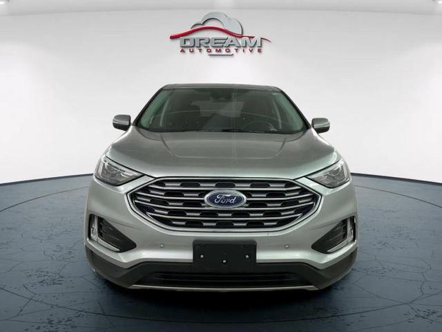 Photo of 2022 Silver Ford Edge