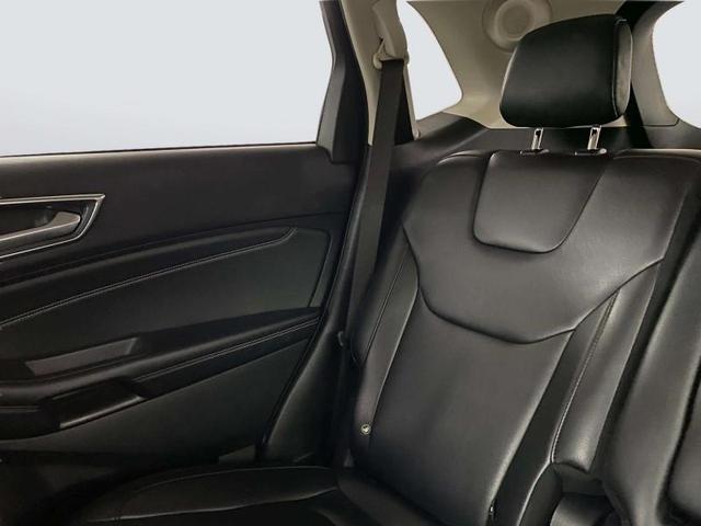 Photo of 2022 Silver Ford Edge