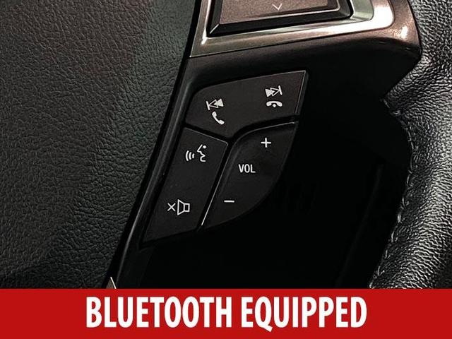 Photo of 2022 Silver Ford Edge