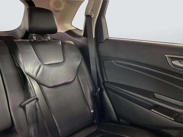 Photo of 2022 Silver Ford Edge