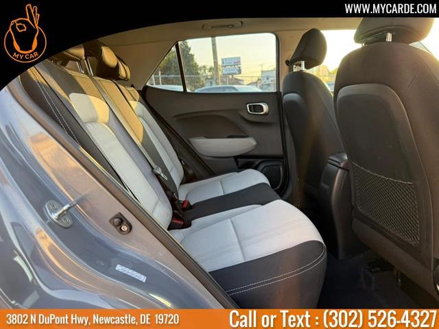Photo of 2022 Galactic Gray Hyundai VENUE