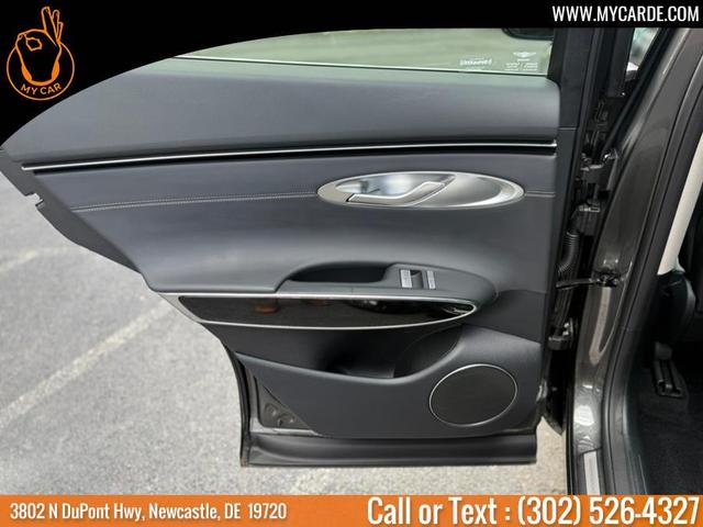 Photo of 2025 Makalu Gray Genesis GV70