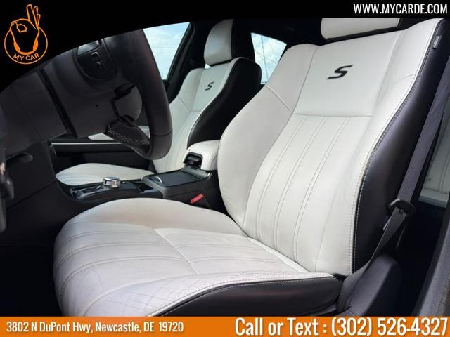 Photo of 2017 Redline Red Tricoat Pearl Chrysler 300