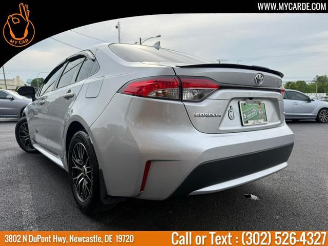 Photo of 2021 Classic Silver Metallic Toyota Corolla