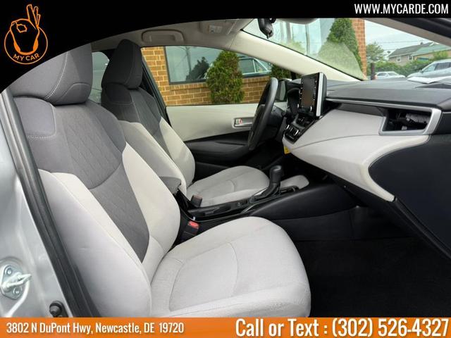 Photo of 2021 Classic Silver Metallic Toyota Corolla