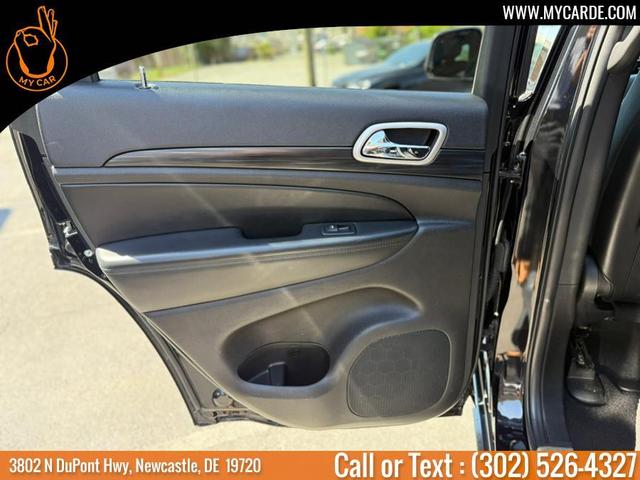 Photo of 2021 Diamond Black Jeep Grand Cherokee