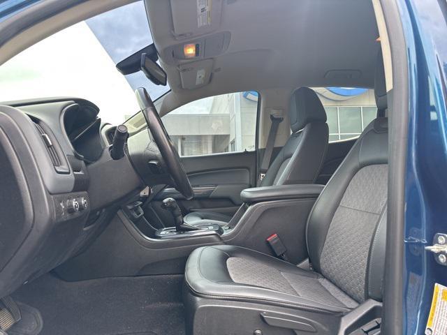Photo of 2019 Pacific Blue Metallic Chevrolet Colorado