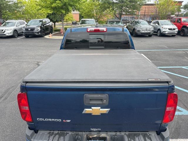 Photo of 2019 Pacific Blue Metallic Chevrolet Colorado