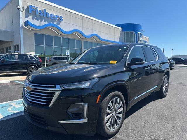 Photo of 2023 Mosaic Black Metallic Chevrolet Traverse