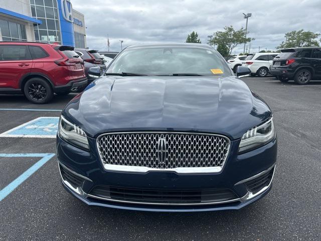 Photo of 2017 Midnight Sapphire Blue Metallic Lincoln MKZ