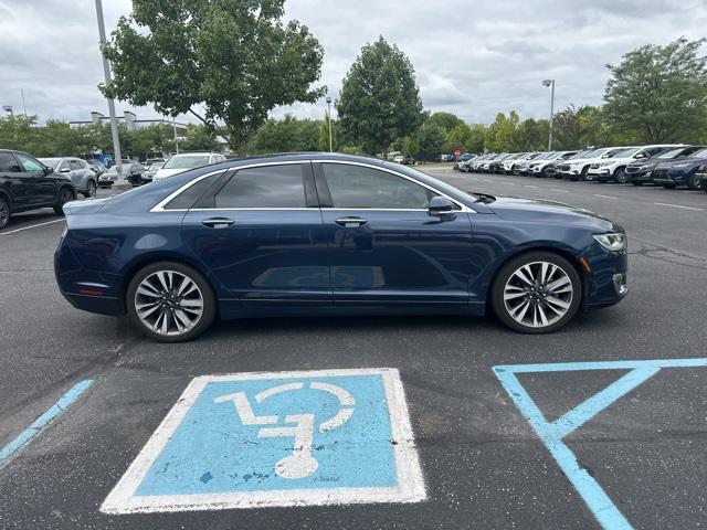 Photo of 2017 Midnight Sapphire Blue Metallic Lincoln MKZ