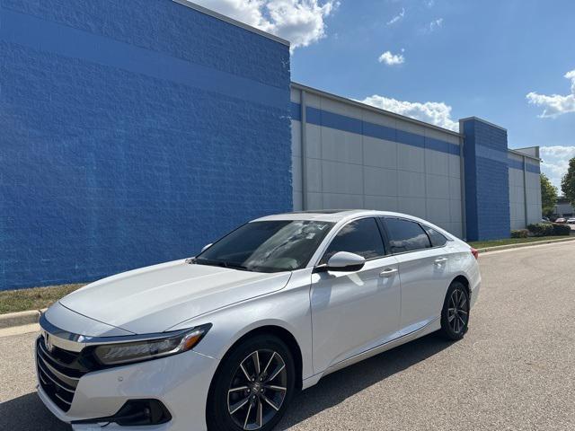 Photo of 2021 Platinum White Pearl Honda Accord