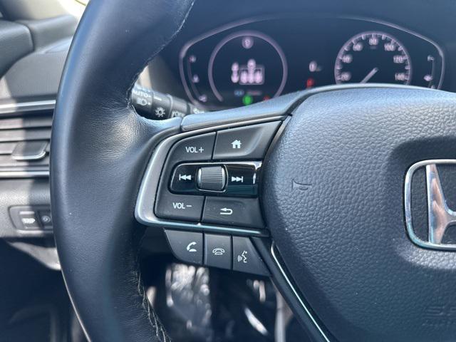 Photo of 2021 Platinum White Pearl Honda Accord