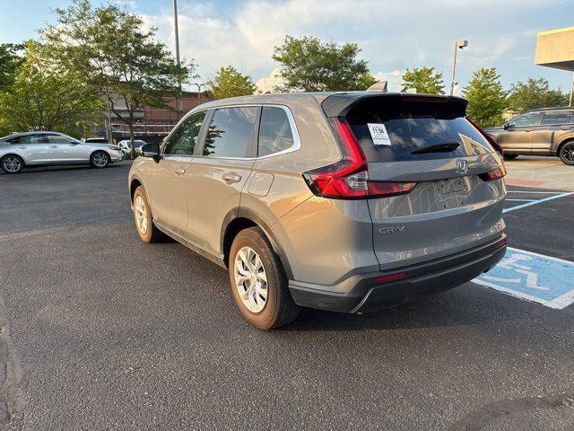 Photo of 2025 Urban Gray Pearl Honda CR-V