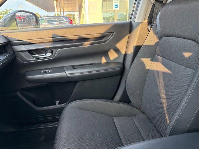Photo of 2025 Urban Gray Pearl Honda CR-V