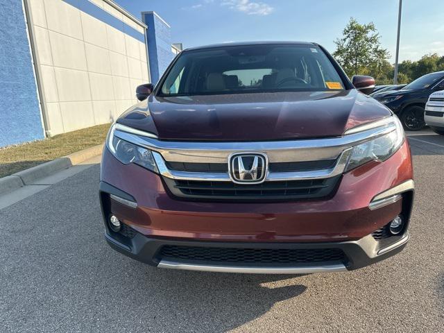 Photo of 2019 Red Honda Pilot