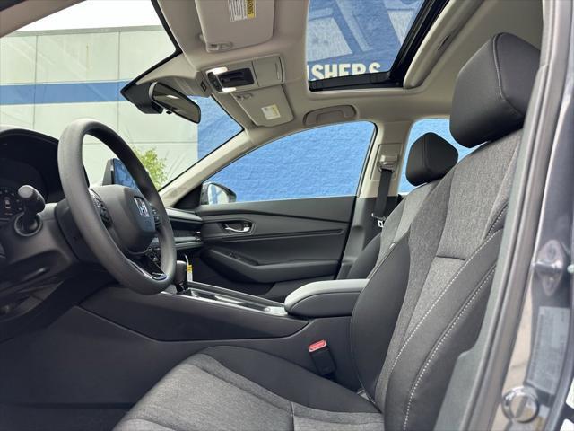 Photo of 2025 Meteorite Gray Metallic Honda Accord