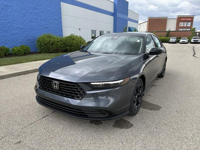 Photo of 2025 Meteorite Gray Metallic Honda Accord