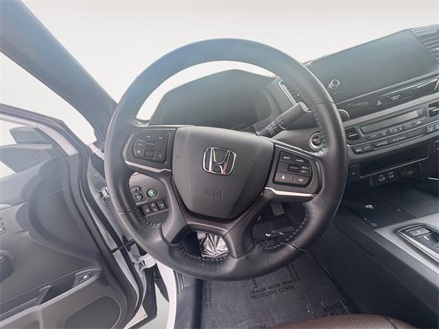 Photo of 2024 Platinum White Pearl Honda Ridgeline