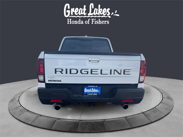 Photo of 2024 Platinum White Pearl Honda Ridgeline