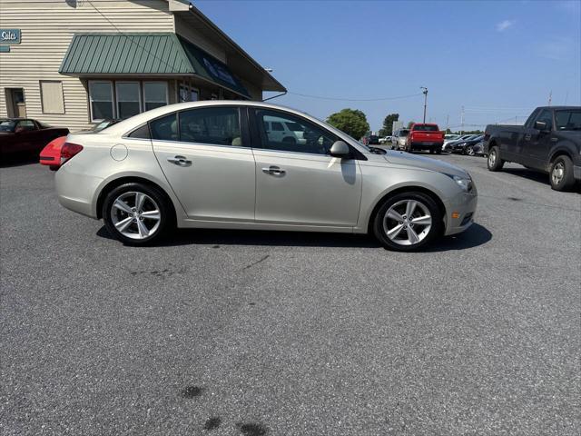 Photo of 2013 Champagne Chevrolet Cruze