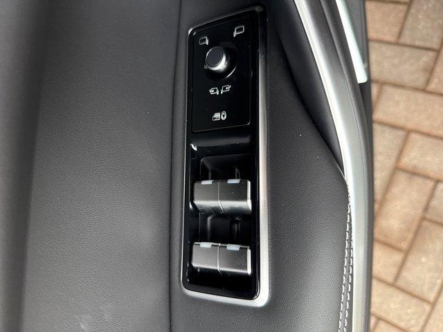 Photo of 2026 Fuji White Jaguar F-PACE