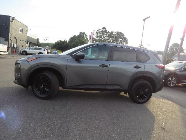 Photo of 2023 Gun Metallic Nissan Rogue