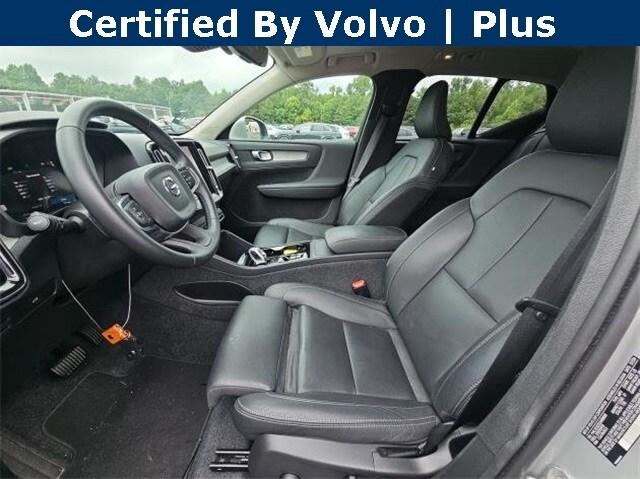 Photo of 2025 Silver Dawn Volvo XC40