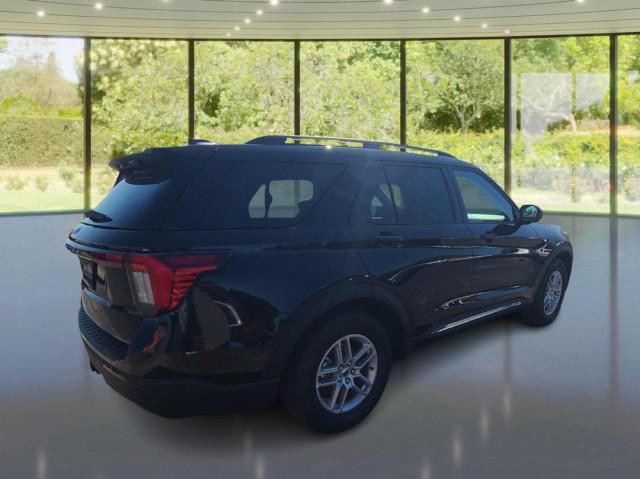 Photo of 2025 Agate Black Metallic Ford Explorer