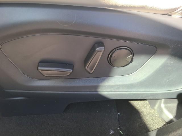 Photo of 2025 Agate Black Metallic Ford Explorer