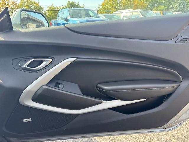 Photo of 2023 Sharkskin Metallic Chevrolet Camaro