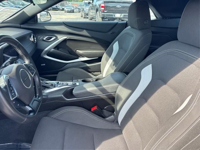 Photo of 2023 Sharkskin Metallic Chevrolet Camaro
